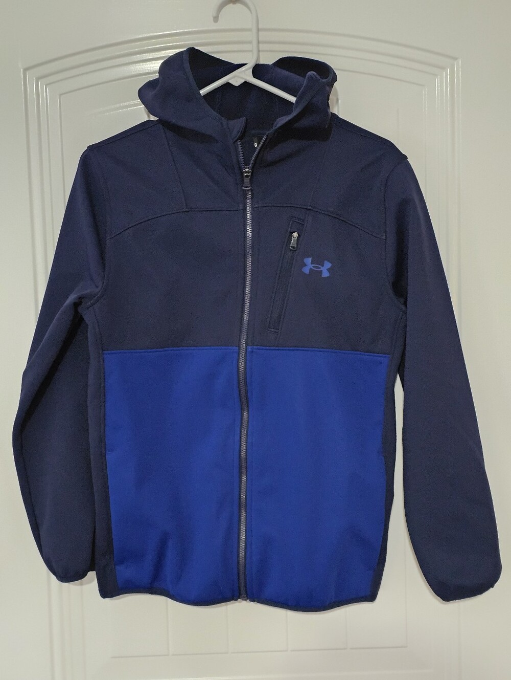 NWOT Under Armour Youth "Sim" Insulated Softshell Hooded Jacket - Youth Large